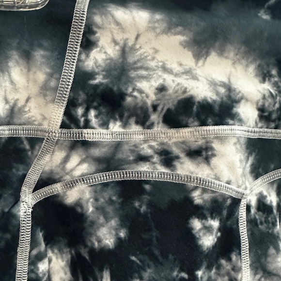 Fabletics Leggings Size 4 - Picture 3 of 5